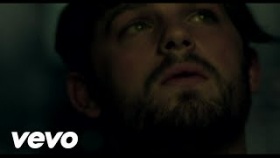 Kings Of Leon - Use Somebody (Official Video)