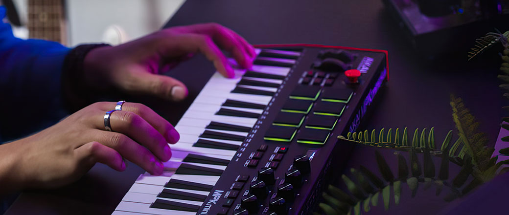 MPK mini Plus - Nowe mini od AKAI, ale z plusem