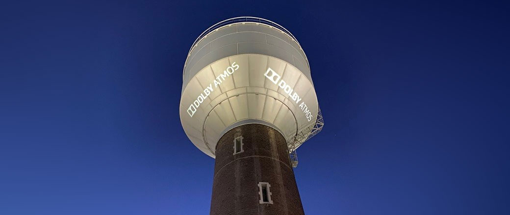 Cineplex Cinetower w Alsdorf przyciąga uwagę nowym oświetleniem