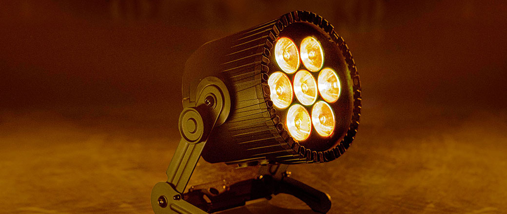 AX9 PowerPAR – wielofunkcyjny PAR LED od Astera