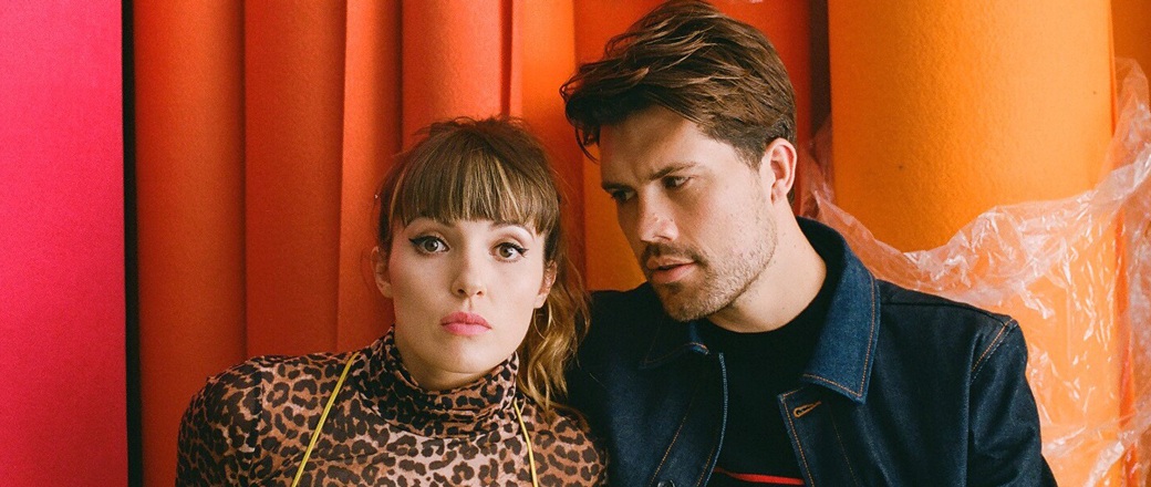 Oh Wonder dzielą się szczęściem - posłuchaj "Happy"