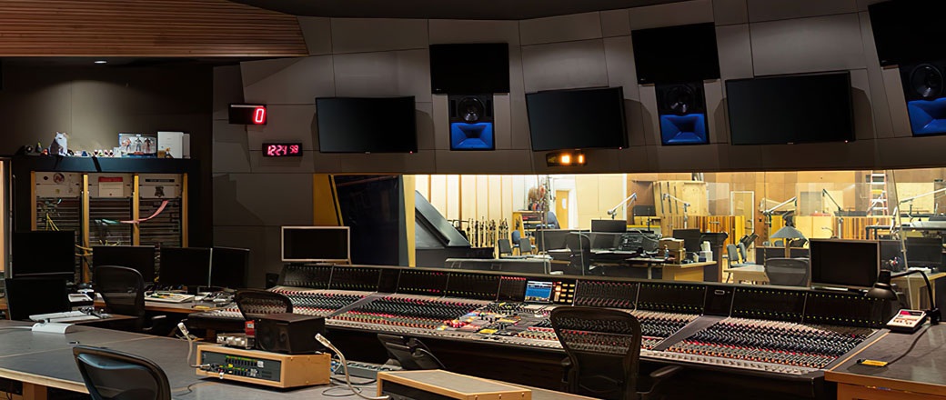 Hollywoodzkie studio marzeń z nowymi monitorami Meyer Sound