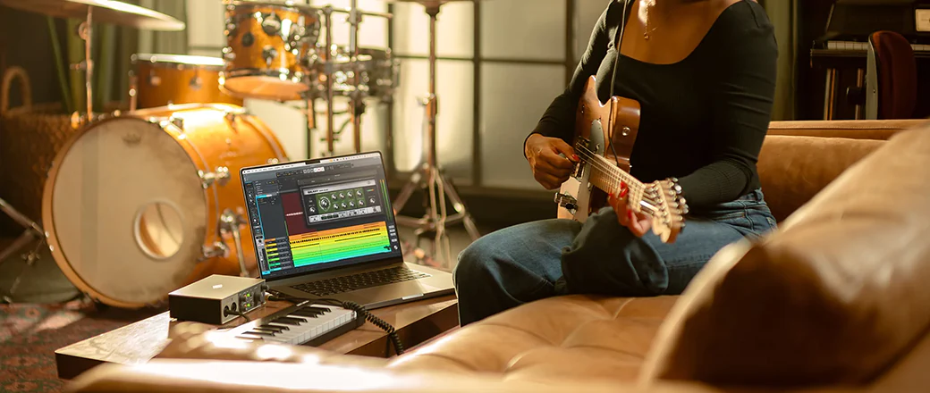 Universal Audio LUNA 1.9 - DAW wzbogacony o funkcje AI