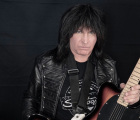 Michael Angelo Batio zagra na Gitarowym Rekordzie Świata 2023