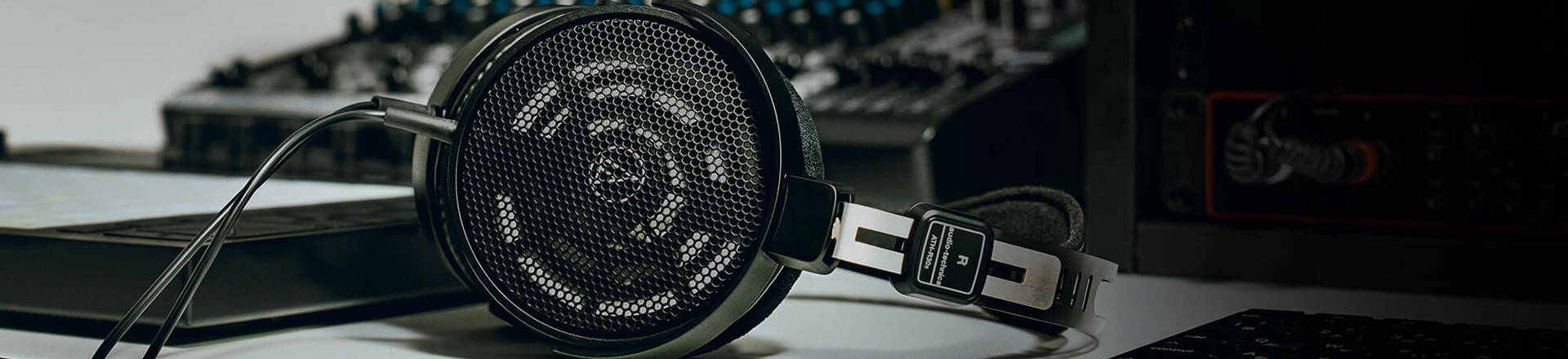 Audio-Technica ATH-R30x - nowe słuchawki w rodzinie R