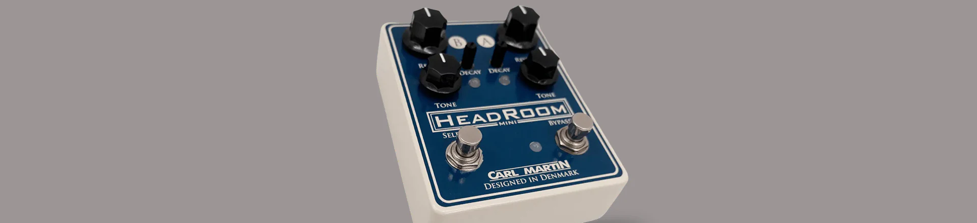 Carl Martin HeadRoom Mini to cyfrowa wersja sprężynowego verbu