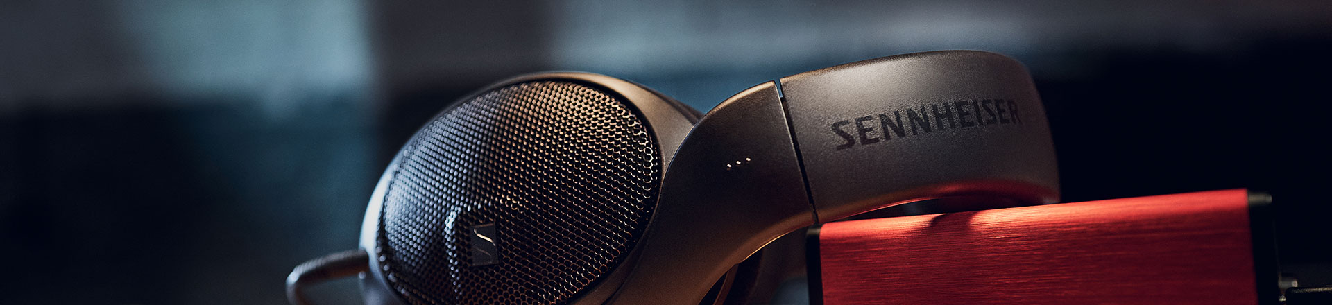 Sennheiser HD 400 PRO: Nowe słuchawki do miksowania, edycji i masteringu dźwięku