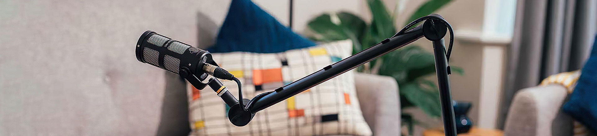 Statyw Elevate oraz kabel XLR-USB - nowości od Sontronics