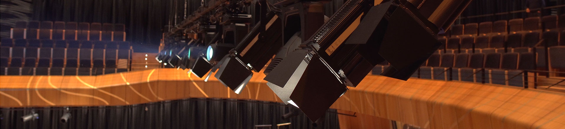 Oświetlenie i mechanika sceniczna: Cavatina Hall - część III