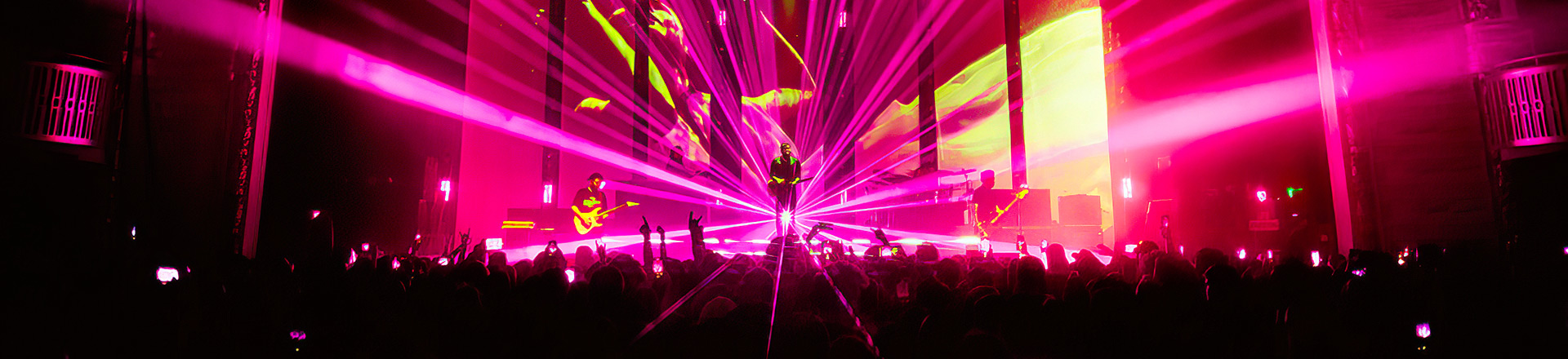 Claypaky Xtylos i ReflectXion na Deftones North American Tour