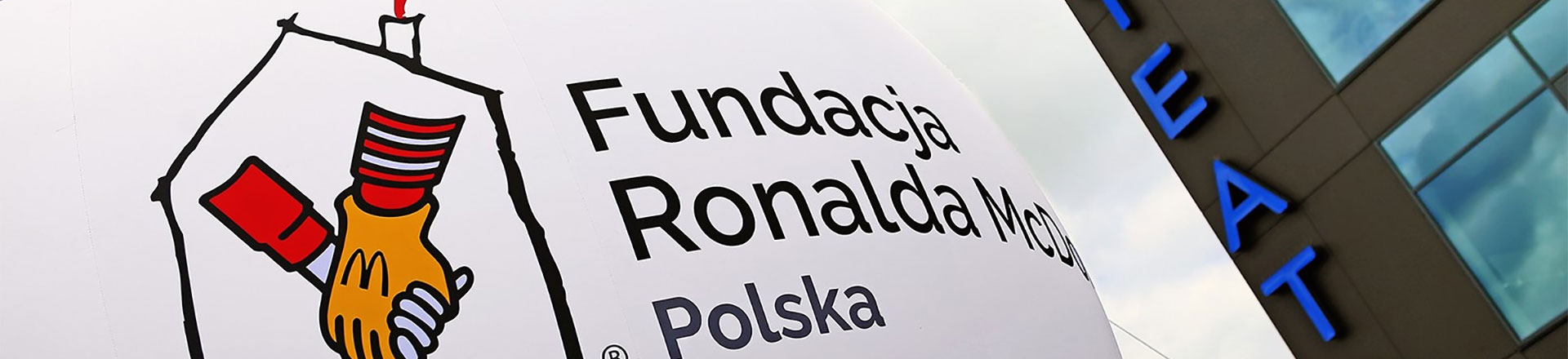 Aukcja dzieł sztuki "Art & Charity 2020" już jutro w P.S. TEATR