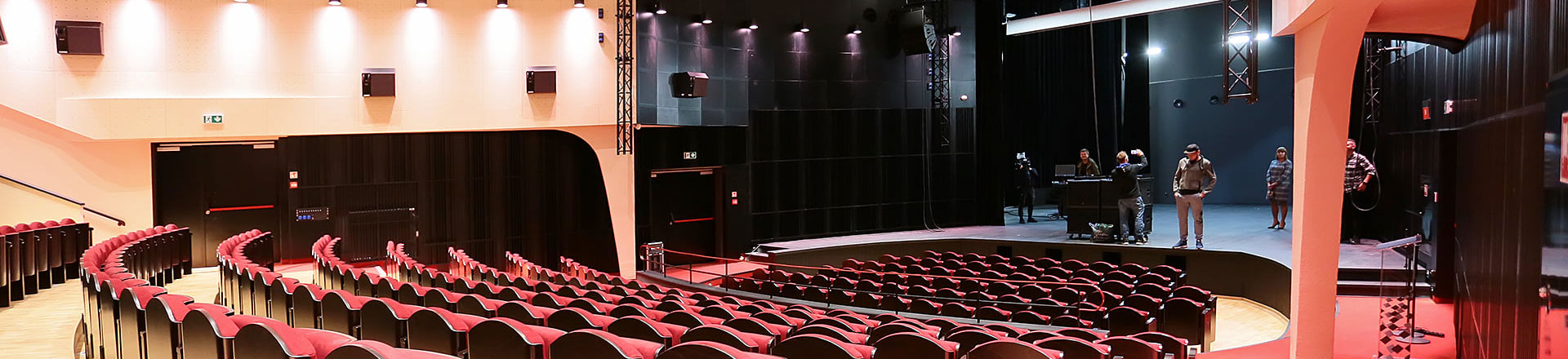 Ciekawe instalacje: Akademickie Centrum Kultury UMCS Chatka Żaka