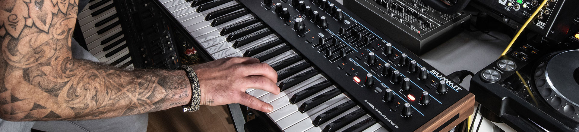 Summit - Nowy flagowy syntezator od Novation