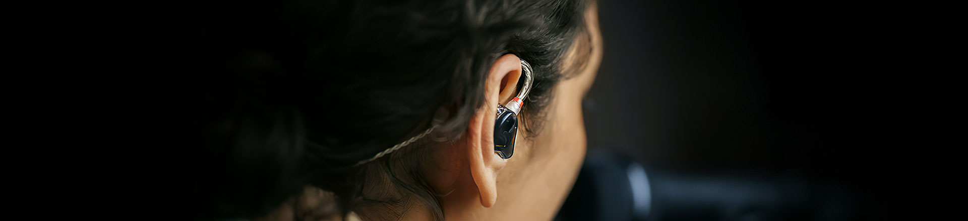 Fischer Amps i Sennheiser wprowadzają pierwsze niestandardowe słuchawki douszne z technologią TrueResponse 
