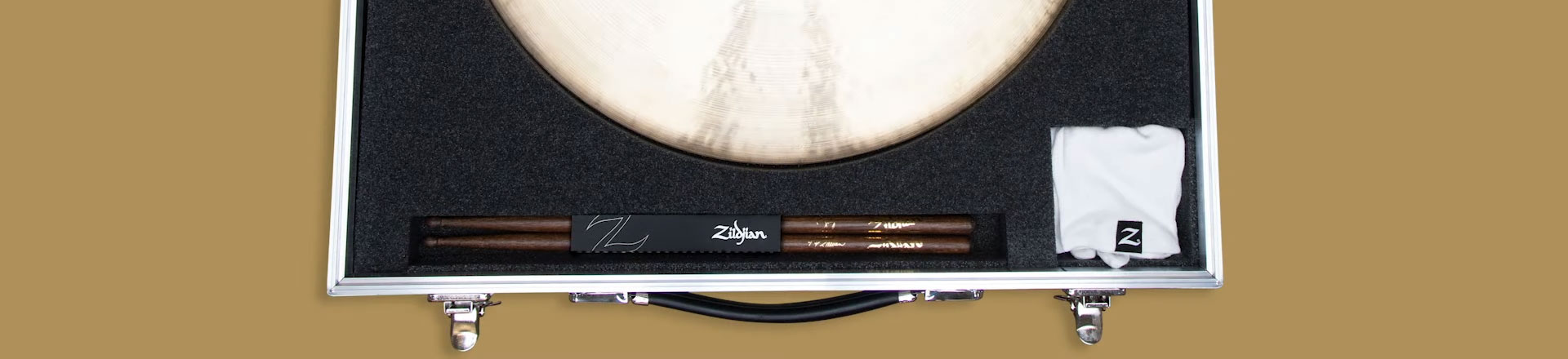 Wyjątkowy prezent z okazji setnych urodzin Armanda Zildjian