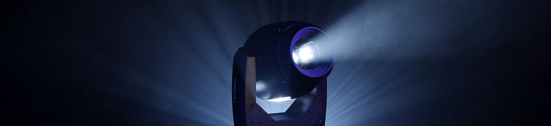 Morph 150W - kompaktowy, lekki spot od Fractal Lights