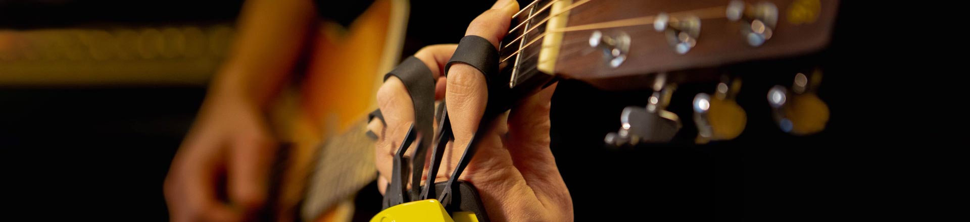 Jak ćwiczyć siłę podczas grania? Fitness Finger Pro