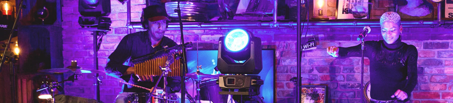 Efektowna i kompaktowa głowica Cameo MOVO BEAM 200