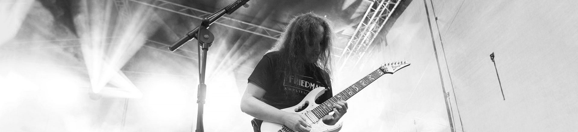 Nie żyje Jacek Polak - wybitny gitarzysta zmarł 9.11 w Mielcu