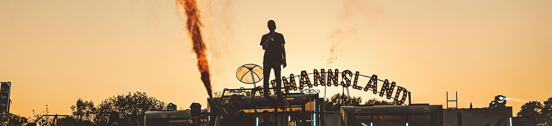 Burning Man Feeling w Kliemannsland - Adam Hall wspiera Livestream z Benem Böhmerem