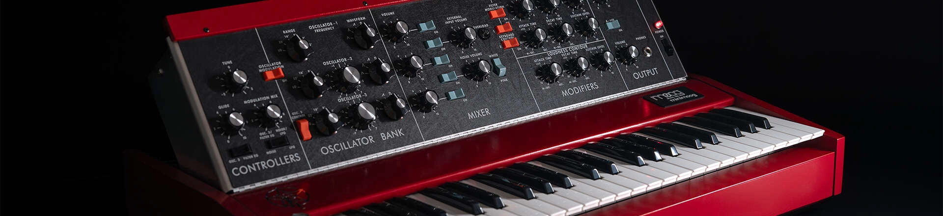 Geddy Lee Minimoog Model D - klasyk w czerwonej szacie