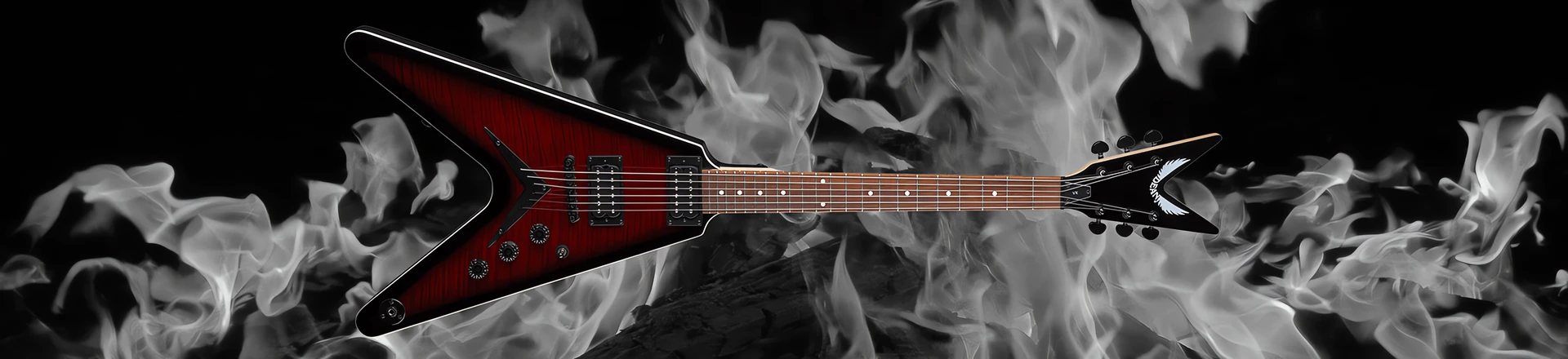 VX Flame Top  - Rasowa V-ka ze stajni Dean Guitars 