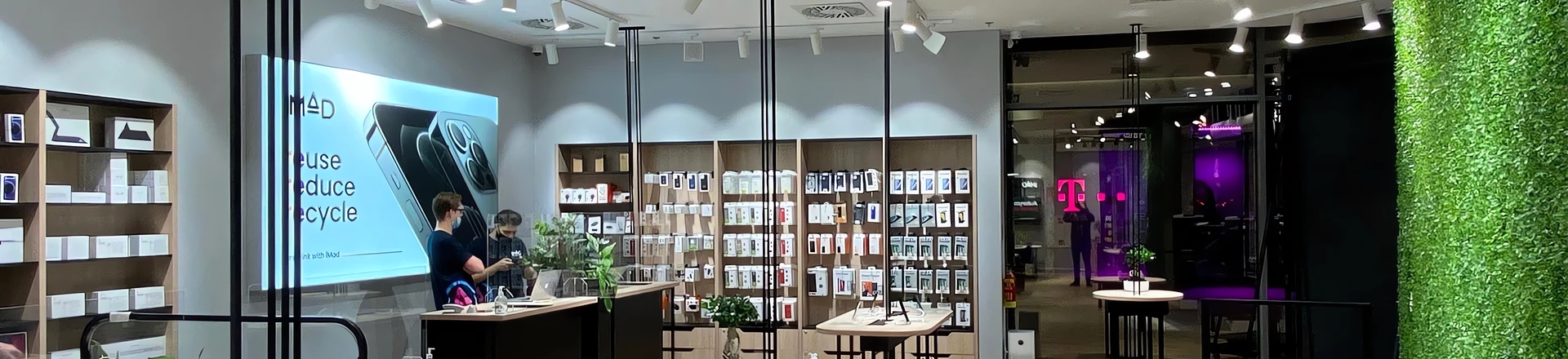 Warszawski salon Apple nagłośniony systemami Ecler