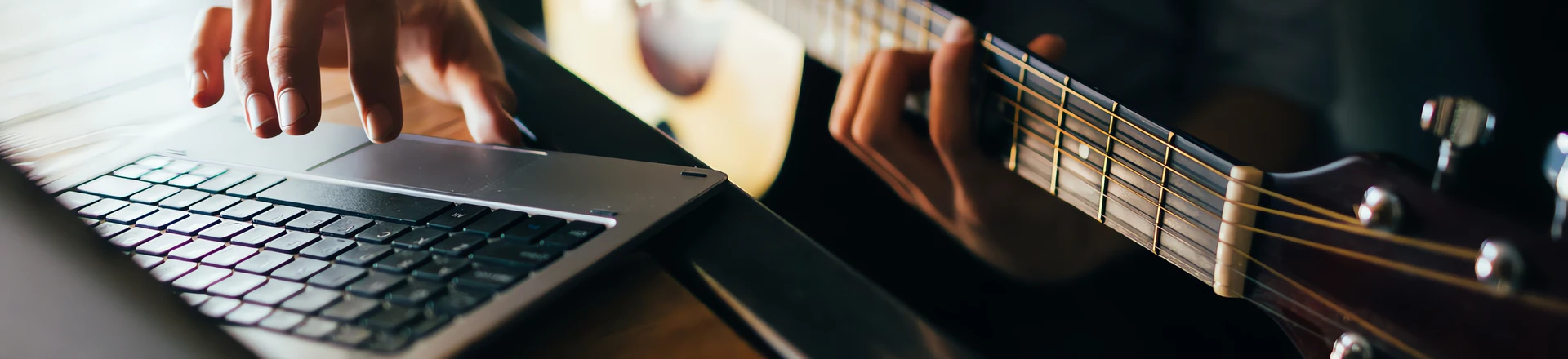 Gitara w czasach pandemii - nie marudź, korzystaj z okazji!