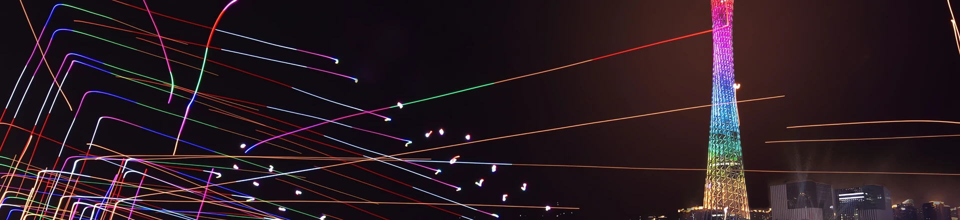 Jak blisko można latać między sobą dronami? Przyszłość pokazów świetlnych