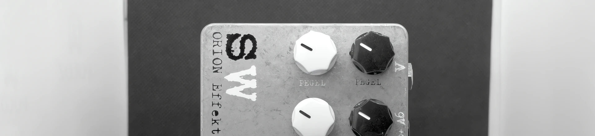 Orion Effects Black and White - drive i treble boost w jednym