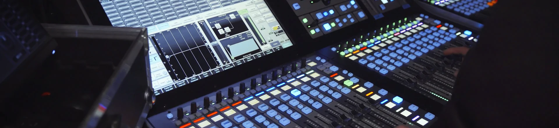 SSL Live L350 Plus na halowej trasie Kwiatu Jabłoni