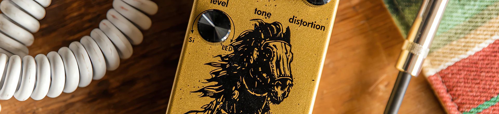 V3 Distortion - Walrus Audio uaktualnia serię Iron Horse