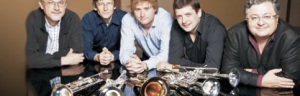 Trębacze filharmonii praskiej grają na trąbkach V.F.Cerveny