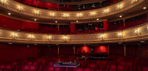 Teatr Niemiecki w Berlinie inwestuje w urządzenia Robe