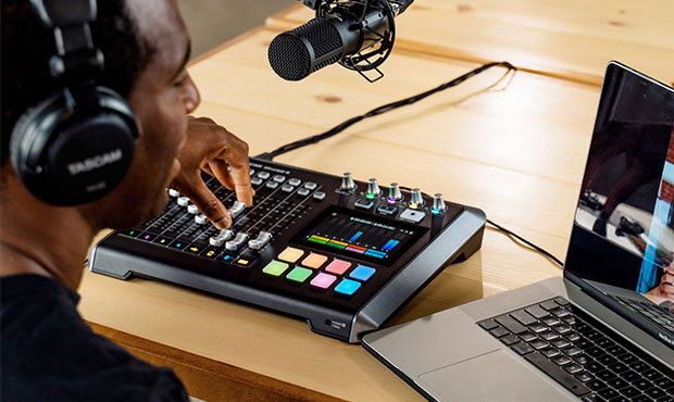 Tascam Mixcast 4 - Podcasty to nie problem!