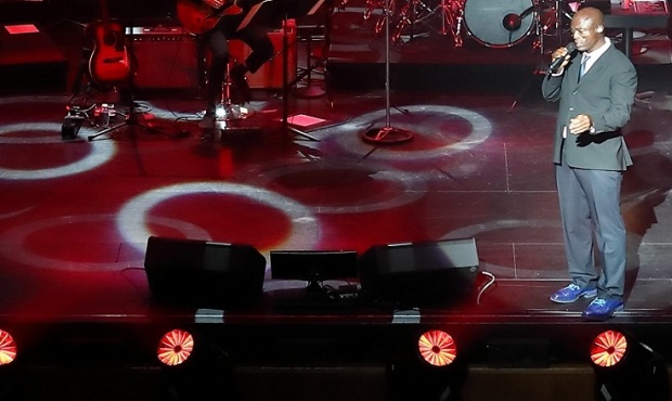 TurboRay od HES olśniewa i błyszczy w McCallum Theatre