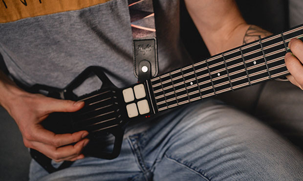 Czy gitara MIDI ma rację bytu? 