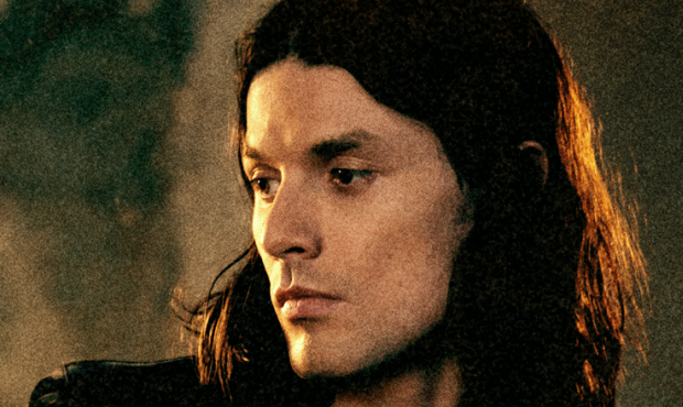 James Bay z piosenką „Everybody Needs Someone”