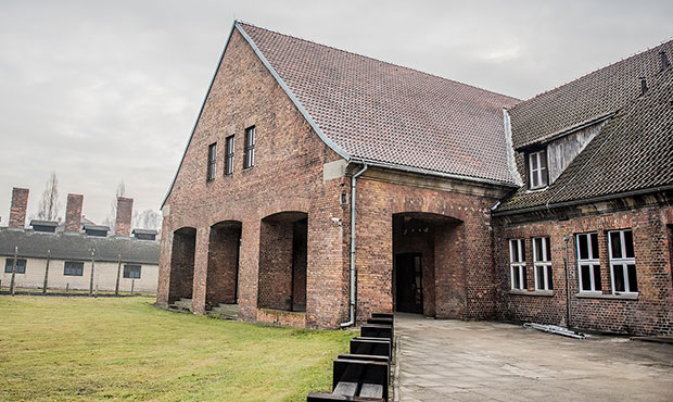 Sala kinowa w muzeum Auschwitz-Birkenau ma nowe nagłośnienie