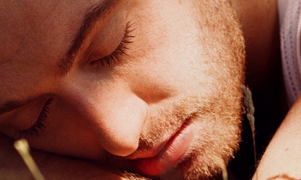 Sam Smith: przebojowy singiel "Diamonds" i nowy album "Love Goes"