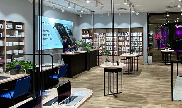 Warszawski salon Apple nagłośniony systemami Ecler
