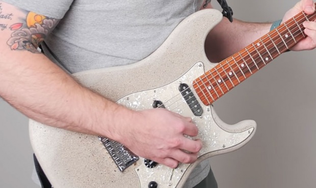 Gitarowe dziwolągi: gitara z... betonu!