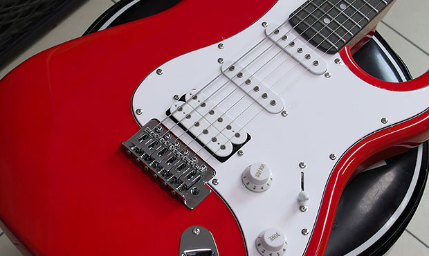Nowa, ciekawa seria gitar tzw. entry-level od Washburn