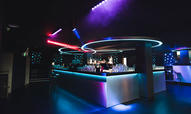 Club Rezidenca w centrum uwagi dzięki Cameo