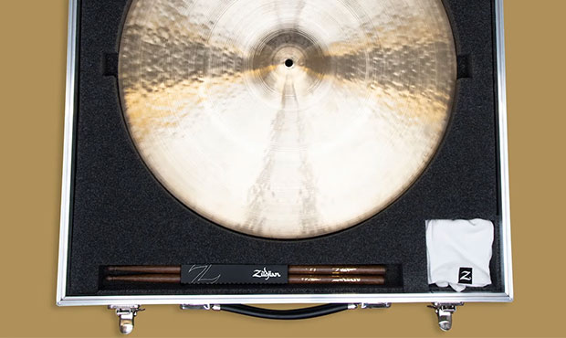 Wyjątkowy prezent z okazji setnych urodzin Armanda Zildjian
