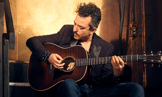 RNR Warszawa - Przynieś gitarę i odbierz struny Martin ZA DARMO!