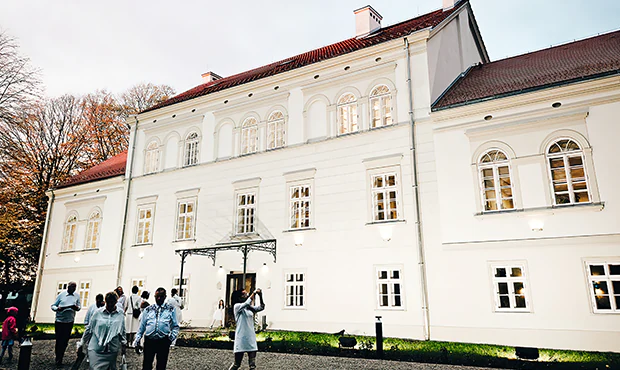 Ciekawe instalacje: System nagłośnienia Pałacu w Baranowicach