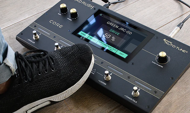 HeadRush CORE - Multiefekt, modeler i procesor wokalny w jednym