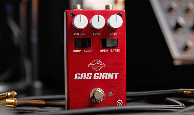 Analogowe brzmienie typu fuzz z gratisami