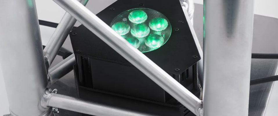 Contest Minitruss 6TCb - Uniwersalny reflektor LED